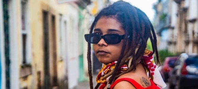 Bruna Barreto canta Cássia Eller