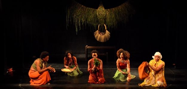 YÁ’S – Festival de Arte de Mulheres Negras apresenta o Espetáculo “Ialodês: teatro ritual, sagrado feminino”