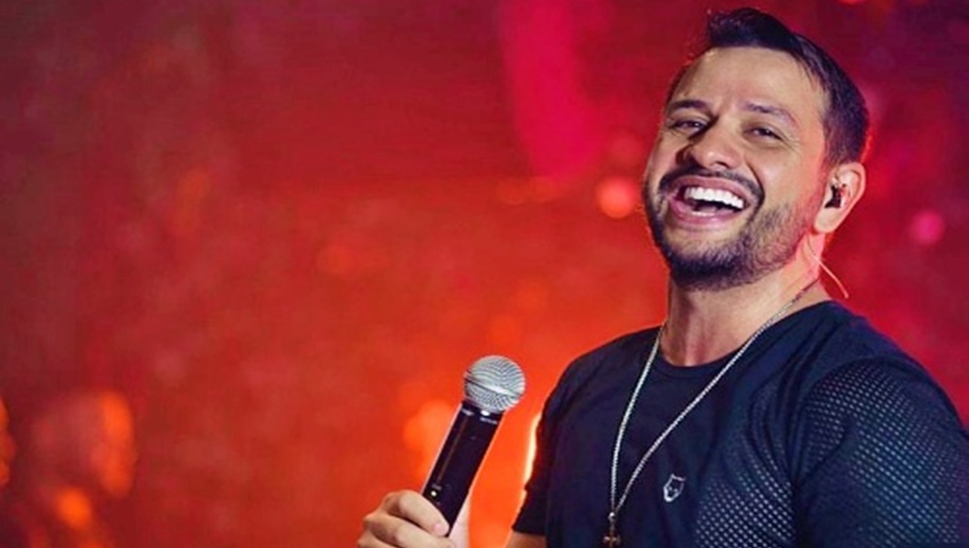 Sextou Samba Club com Samba 40 graus e Surpresinha